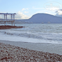 Виллы Мераба "Апартаменты на пляже"