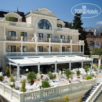 Villa Elena Hotel & Residences 