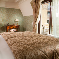 Villa Elena Hotel & Residences 