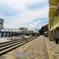 Royal Nikita Apartments набережная