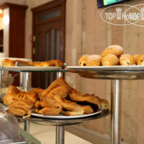 Палас завтрак (шведский стол)