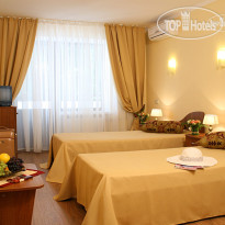 GOLDEN RESORT 