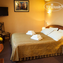 GOLDEN RESORT 