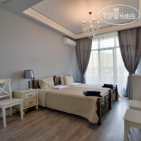 Riviera Family Room