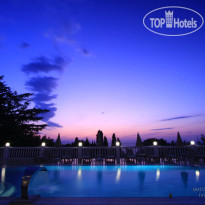Marina Park Hotel 