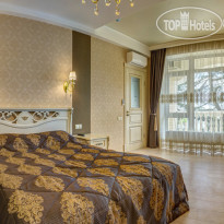 Marina Park Hotel 