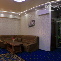 Marina Park Hotel 