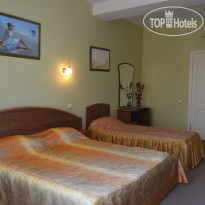 Фортуна 3-хместный номер с балконом