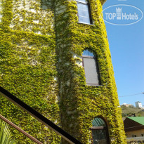 Замок Алустон 