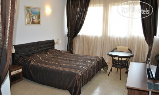 New photos from tourists Korab Renesa 2*