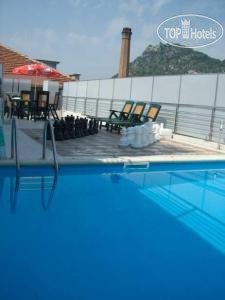New photos from tourists Alexandrov Plaza 4*