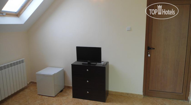 New photos from tourists Danaya 1 Guest House 