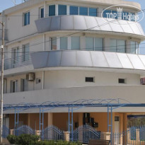 The Ship Hotel