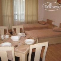 Palm Marina Apartment Complex 