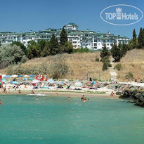 Emerald Beach Resort Spa & Apartments 