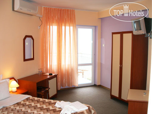 New photos from tourists Aura 2*