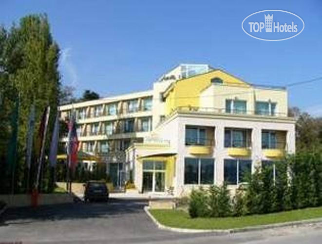 Hotel photo Сланчоглед 3*