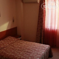 Caprice Family Hotel 