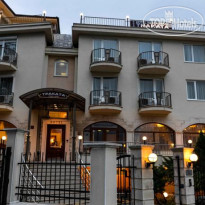 Trakata Hotel 