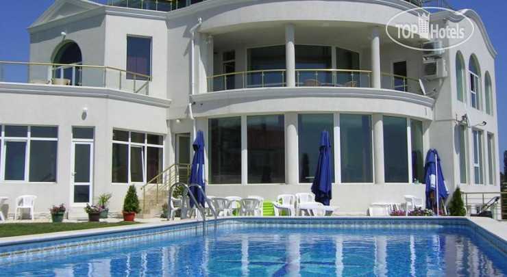Hotelier's photos The Moonlight House