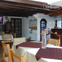 Delphini Guest House 