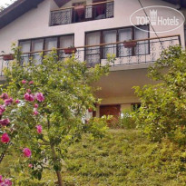 Romantika Guest Rooms 