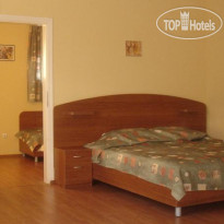 The Irish Rover Hotel 