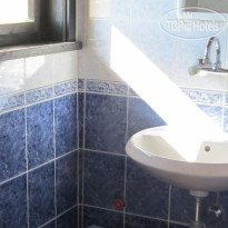 Zora Guest House  Номера