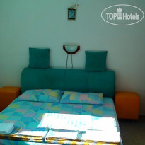 Summer SZ Guest House