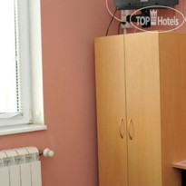 Ivani Hostel & Apartments