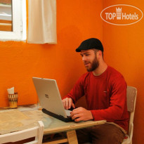 Canape Connection Hostel