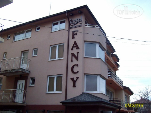Fancy Family Hotel