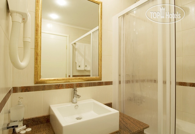 Hotel photo Hill 4*