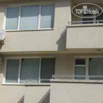 Slavi Guest House 