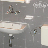 Slavi Guest House 