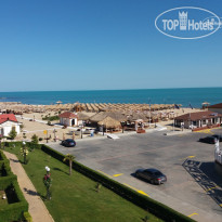 Yuzhni Noshti The beach