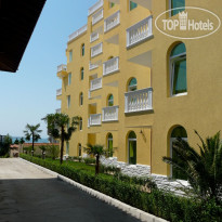 Marina Sunrise Complex 