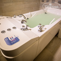 Therma Palace Тангенторная вана