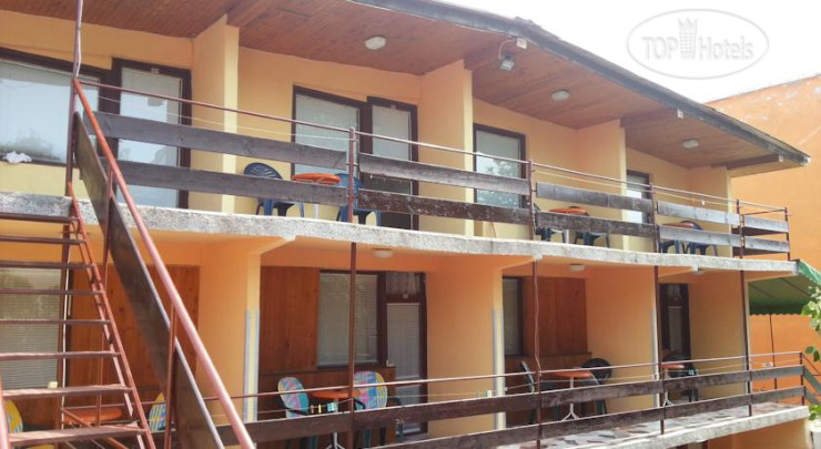 Hotel photo Julian Family Hotel  1*