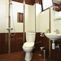 Jaki Hotel