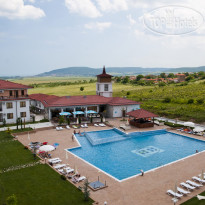 Harmony Hills Бассейн