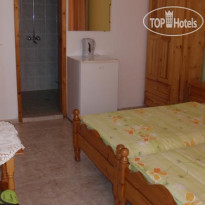 Cherno More Guest House  