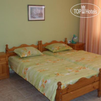 Cherno More Guest House  