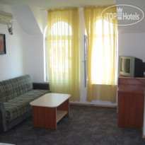 Zara Guest House 