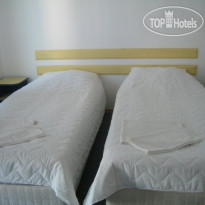 Zara Guest House 