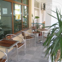 Zara Guest House 
