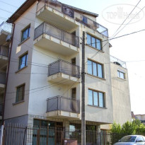 Paunovi Guest House