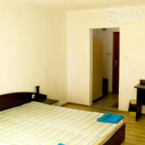 Paunovi Guest House