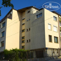 Paunovi Guest House