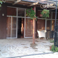 Zora Guest House